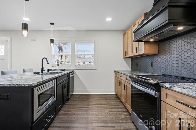 1713 Davis Park Road, Gastonia, NC 28052