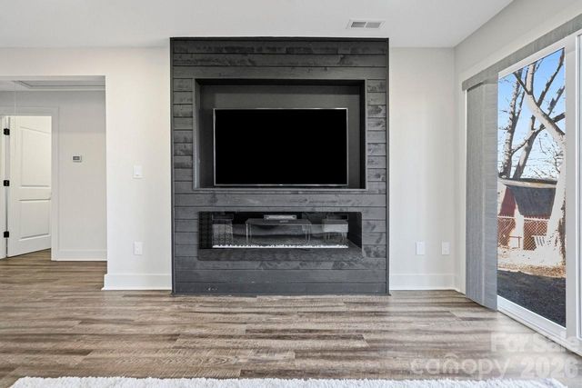 1713 Davis Park Road, Gastonia, NC 28052