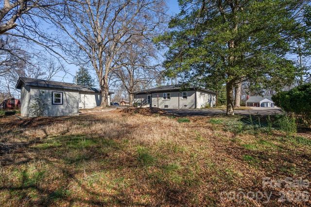 1713 Davis Park Road, Gastonia, NC 28052
