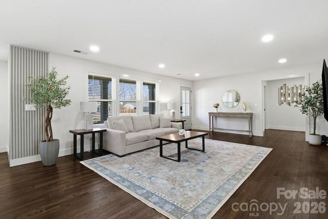 1713 Davis Park Road, Gastonia, NC 28052