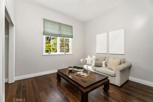 25582 Rapid Falls, Laguna Hills, CA 92653