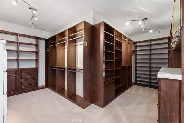 25582 Rapid Falls, Laguna Hills, CA 92653