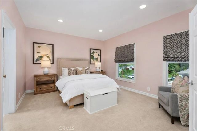 25582 Rapid Falls, Laguna Hills, CA 92653