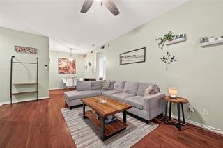 10053 Westpark Drive 289, Houston, TX 77042