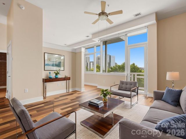 710 W Trade Street, Charlotte, NC 28202