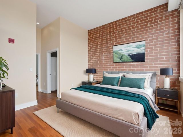 710 W Trade Street, Charlotte, NC 28202