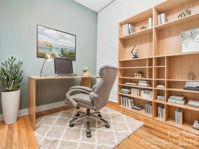 710 W Trade Street, Charlotte, NC 28202