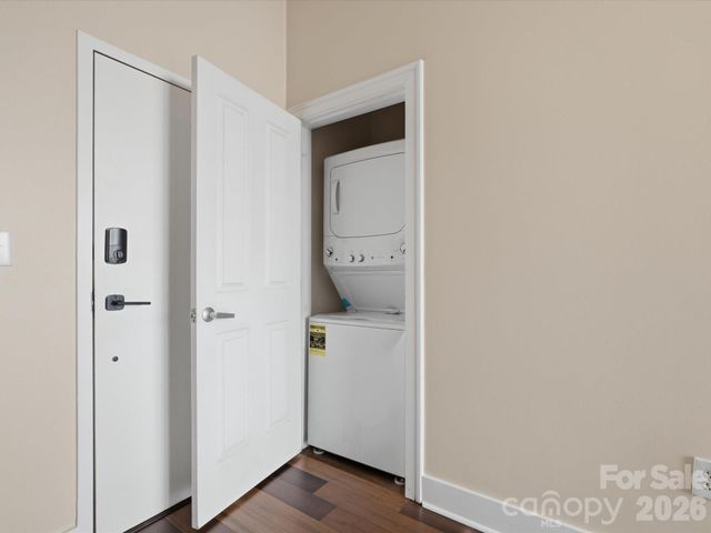 710 W Trade Street, Charlotte, NC 28202