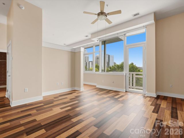 710 W Trade Street, Charlotte, NC 28202