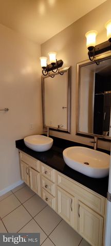 5030 B ST SE, Washington, DC 20019