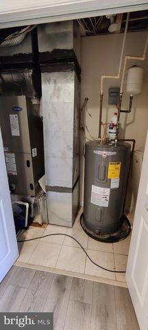 5030 B ST SE, Washington, DC 20019