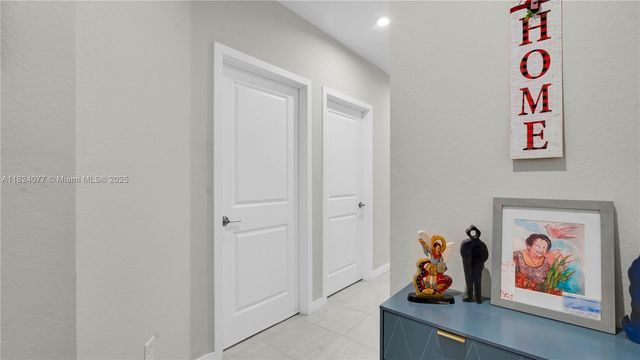 1025 NW 4th Ter, Florida City, FL 33034