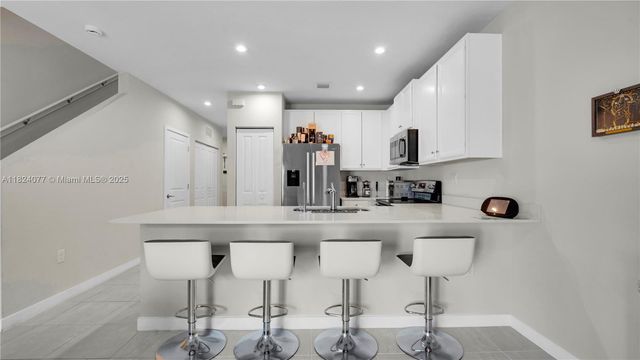 1025 NW 4th Ter, Florida City, FL 33034