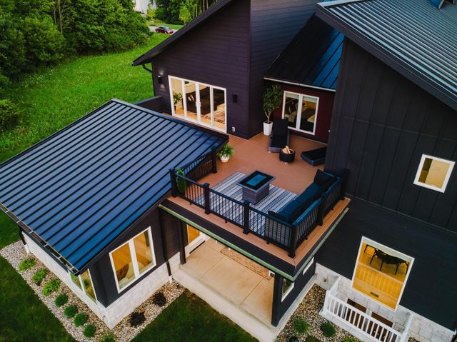 1022 Lale Point, Delaware, OH 43015