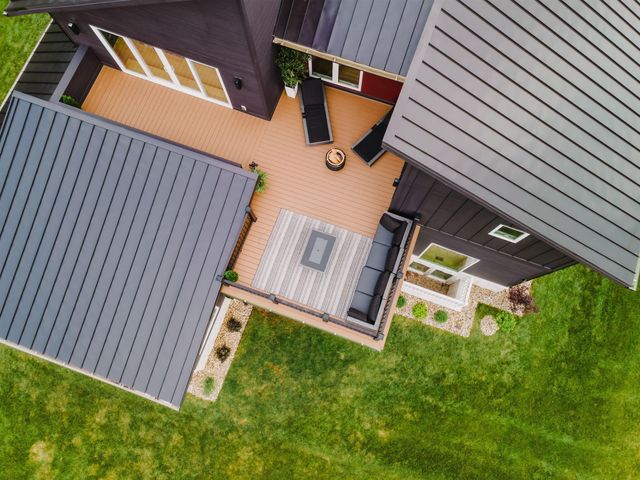 1022 Lale Point, Delaware, OH 43015