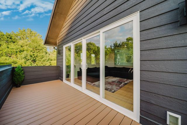 1022 Lale Point, Delaware, OH 43015