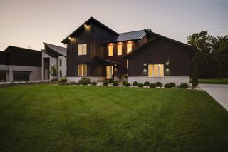 1022 Lale Point, Delaware, OH 43015