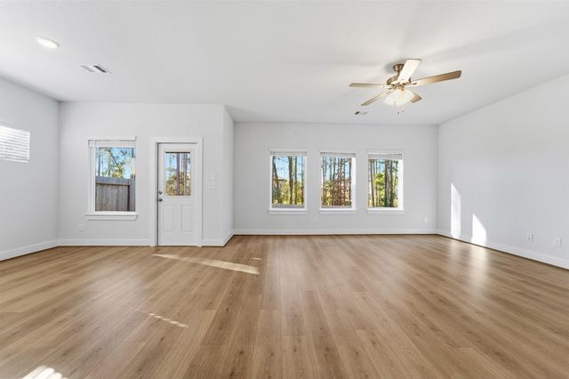 5822 Agave Lane, Montgomery, TX 77316