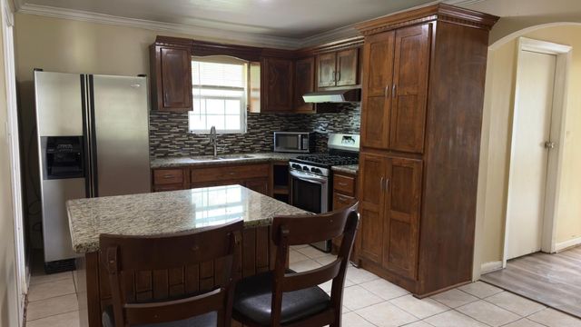 2415 Huntington Drive, Pasadena, TX 77506
