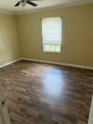 2415 Huntington Drive, Pasadena, TX 77506