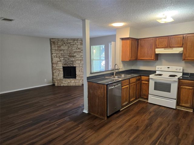 10207 Brownie DR A, Austin, TX 78753