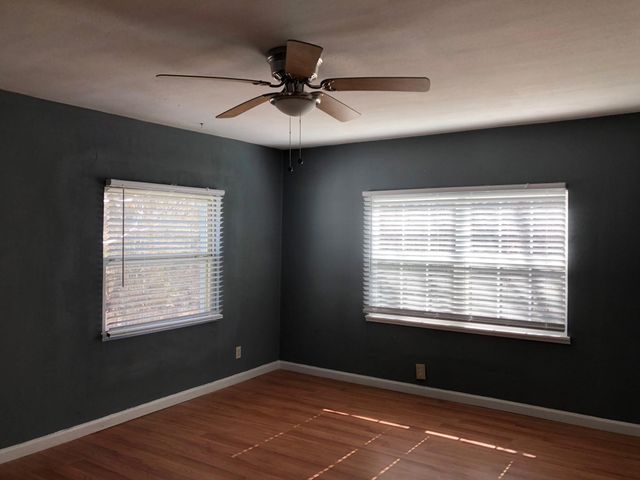 620 E Sears Street, Denison, TX 75021