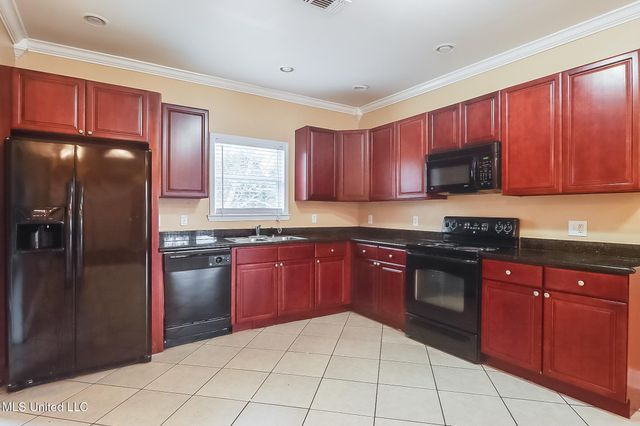 364 Clark Avenue, Pass Christian, MS 39571