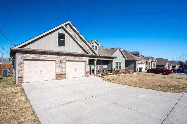 425 Franklin Circle, Fort Oglethorpe, GA 30742