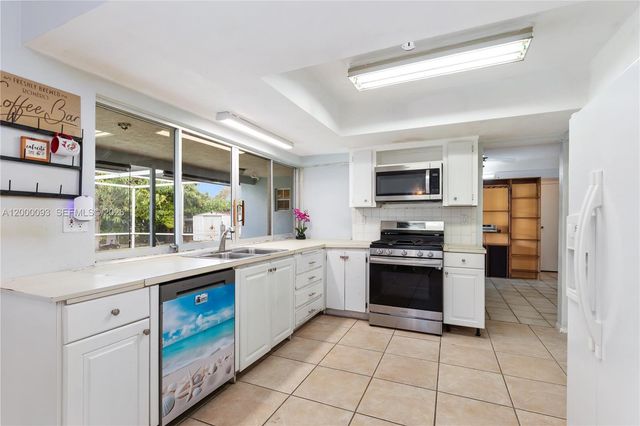 3012 Canal Road, Miramar, FL 33025