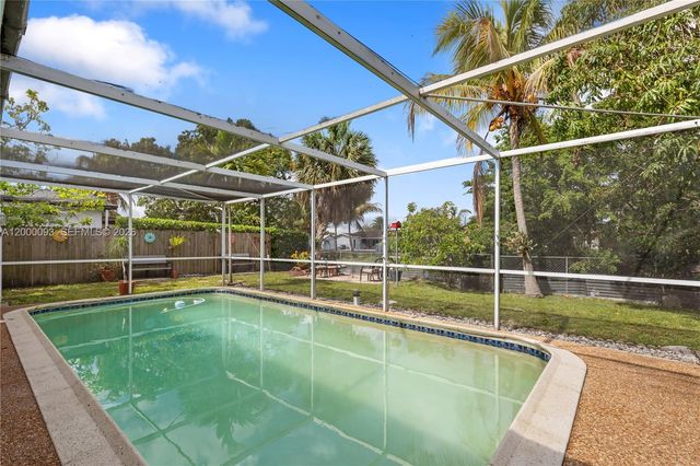 3012 Canal Road, Miramar, FL 33025