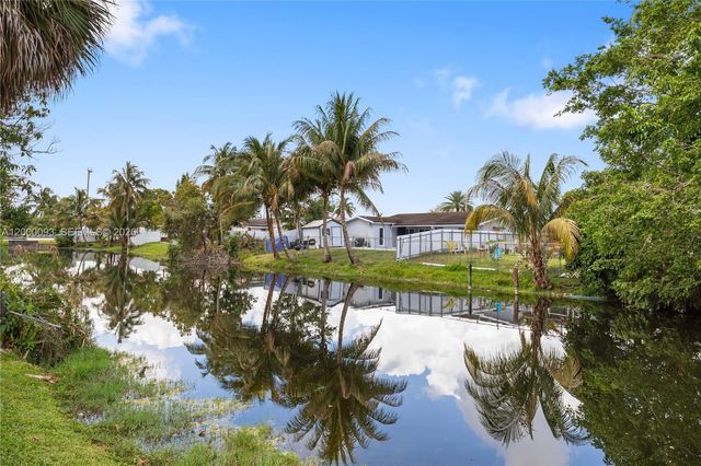 3012 Canal Road, Miramar, FL 33025