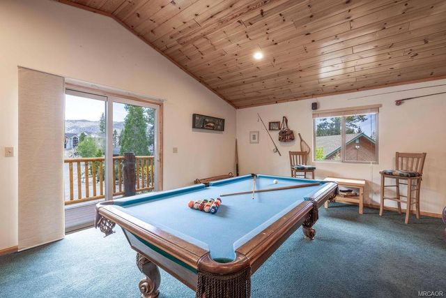 379 Fawntrail Place, Big Bear, CA 92315