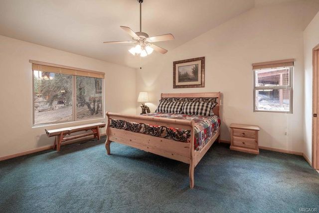 379 Fawntrail Place, Big Bear, CA 92315