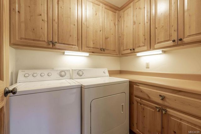 379 Fawntrail Place, Big Bear, CA 92315