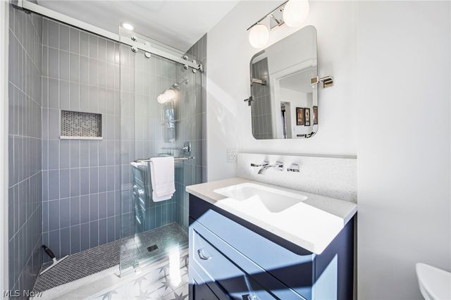 2353 Charney Road, University Heights, OH 44118