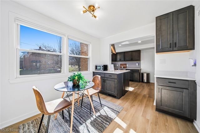 2353 Charney Road, University Heights, OH 44118