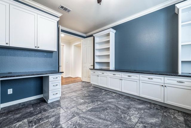 1945 N Emil Avenue, Clovis, CA 93619