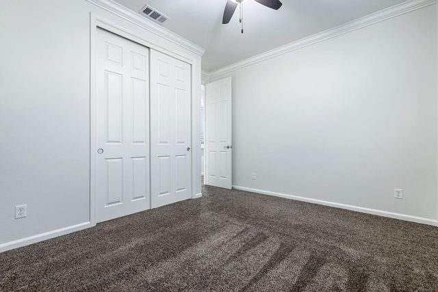 1945 N Emil Avenue, Clovis, CA 93619