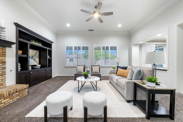 1945 N Emil Avenue, Clovis, CA 93619