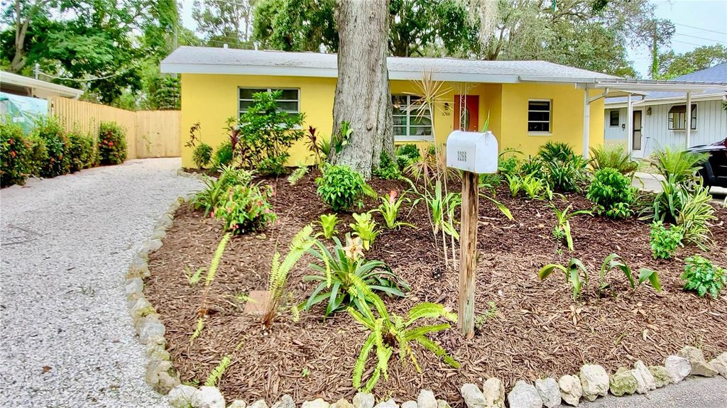 3266 JOLSON DRIVE A, Sarasota, FL 34237