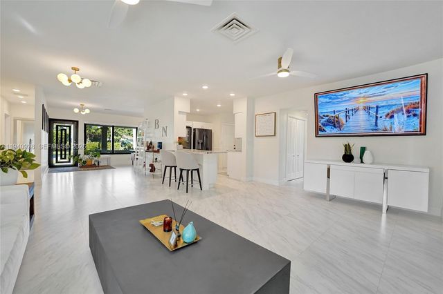 1254 Buchanan St, Hollywood, FL 33019