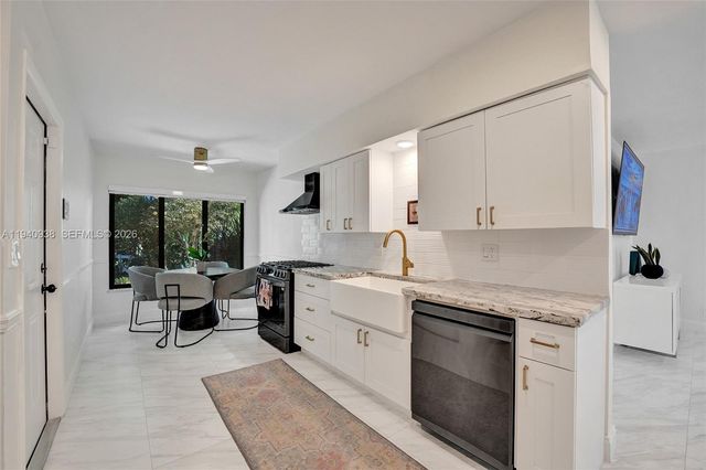 1254 Buchanan St, Hollywood, FL 33019