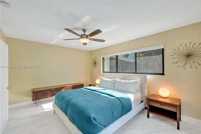 1254 Buchanan St, Hollywood, FL 33019