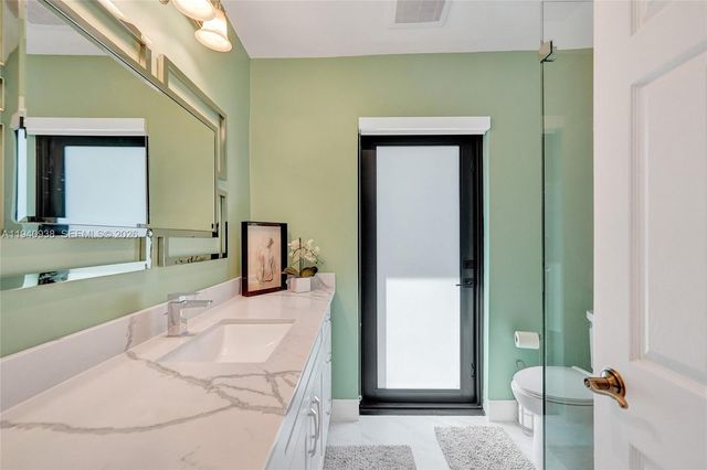 1254 Buchanan St, Hollywood, FL 33019