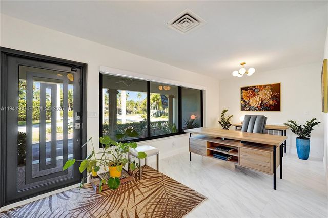 1254 Buchanan St, Hollywood, FL 33019