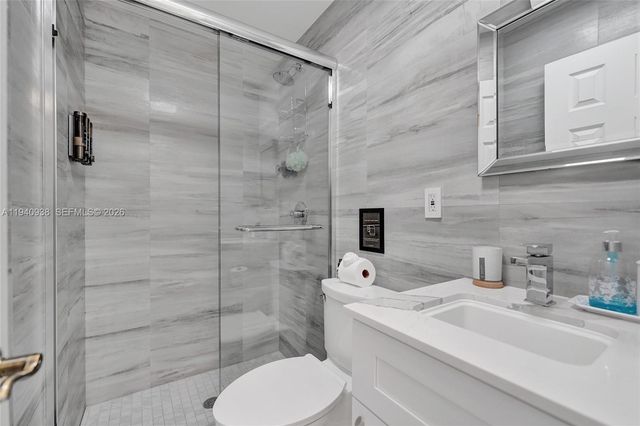 1254 Buchanan St, Hollywood, FL 33019