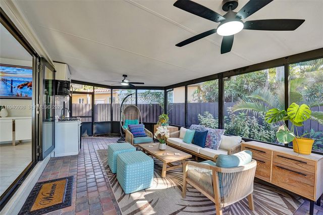 1254 Buchanan St, Hollywood, FL 33019