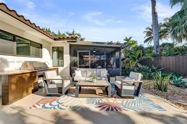 1254 Buchanan St, Hollywood, FL 33019