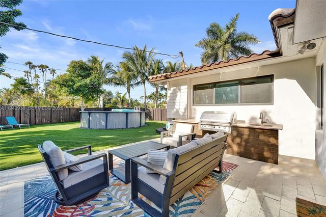 1254 Buchanan St, Hollywood, FL 33019