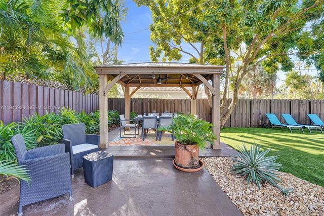 1254 Buchanan St, Hollywood, FL 33019